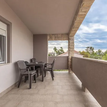 Bojo, No 2 公寓 维尔